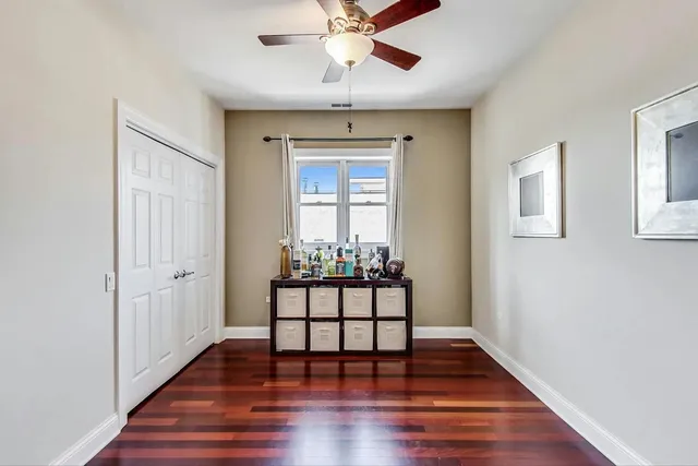 $3,700 | 2222 West Belmont Avenue, Unit 401, Chicago, IL 60618