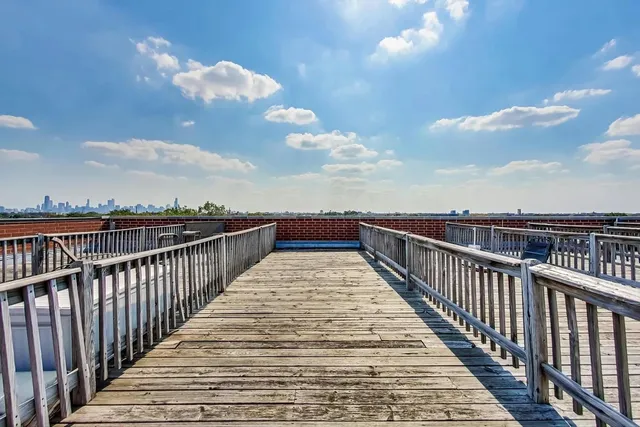 $3,700 | 2222 West Belmont Avenue, Unit 401, Chicago, IL 60618