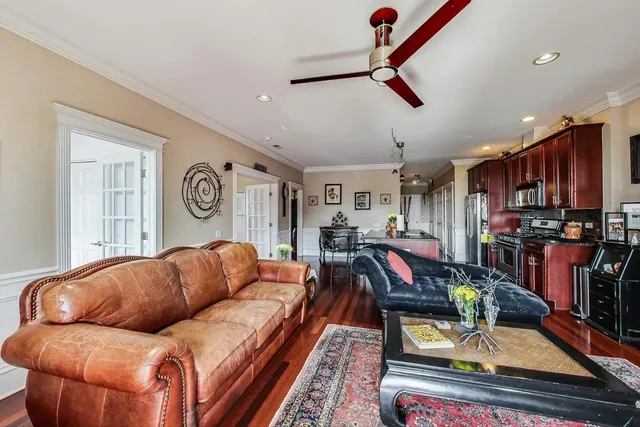 $3,700 | 2222 West Belmont Avenue, Unit 401, Chicago, IL 60618