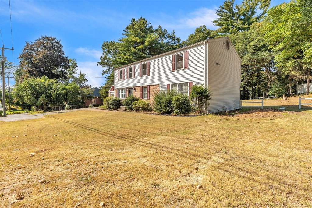 750 Wilbraham Road Springfield, MA 01109 - Photo 3 of 40 Gallery Image 3