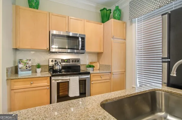 $1,495 | 100 Ladson Court, Unit 521, Decatur, GA 30033