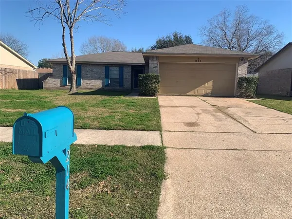 $2,200 | 214 Maple Leaf Street, League City, TX 77573