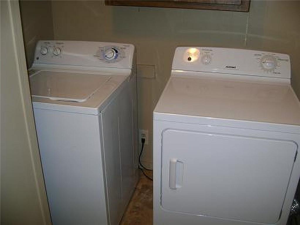 302 East Rose Street Pittsburg, KS 66762 - Photo 15 of 20