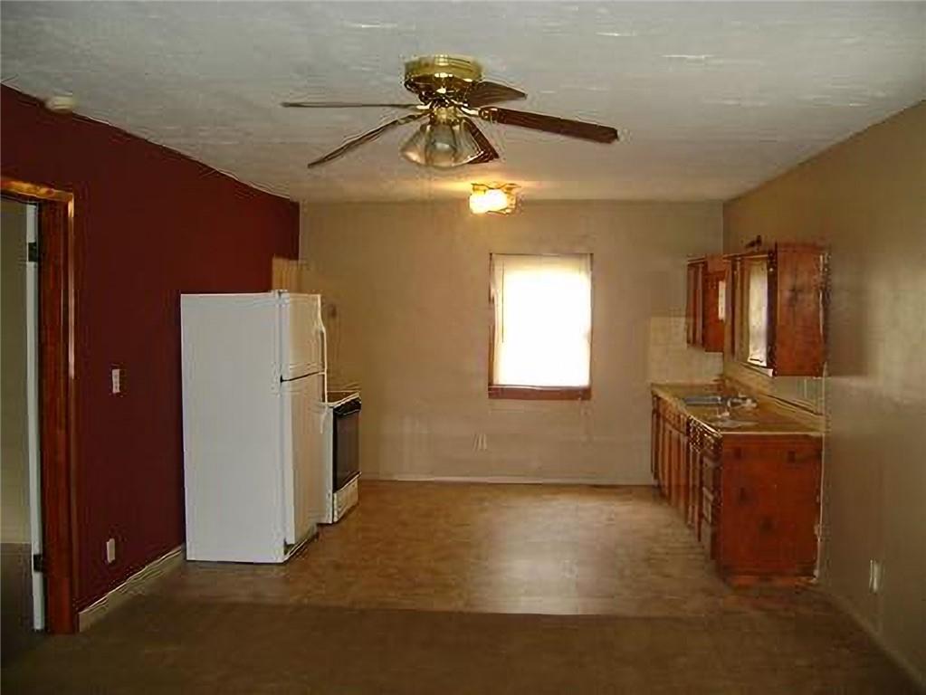 302 East Rose Street Pittsburg, KS 66762 - Photo 5 of 20