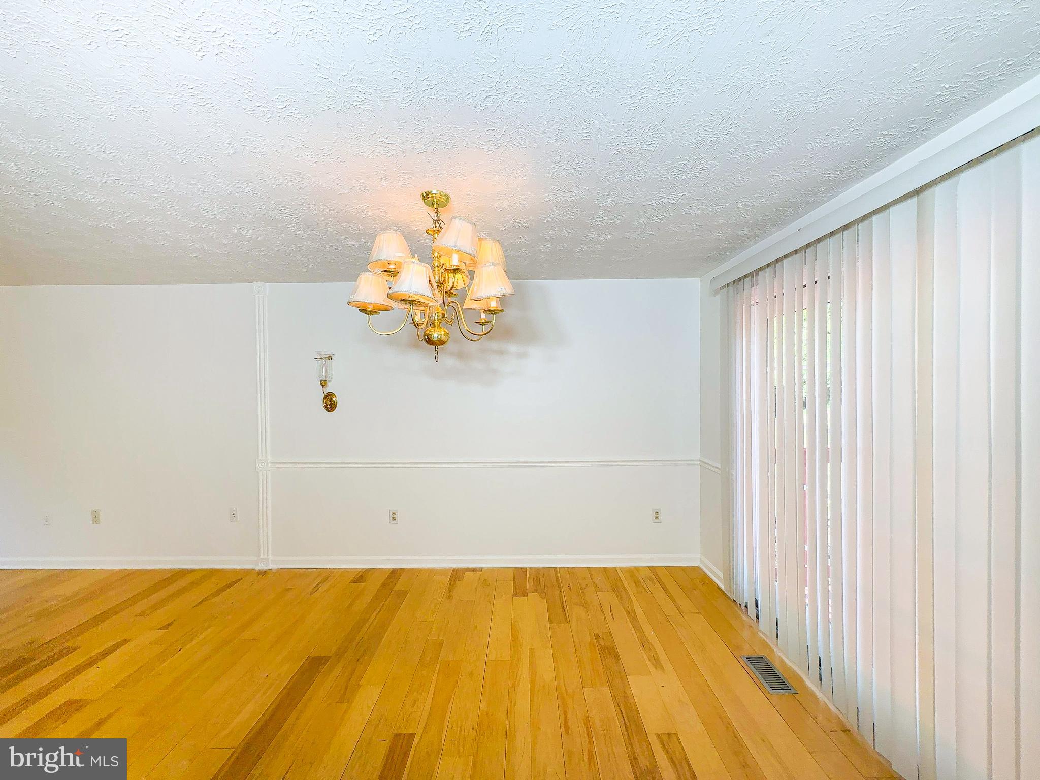 13000 Old Chapel Road Bowie, MD 20720 - Photo 12 of 34