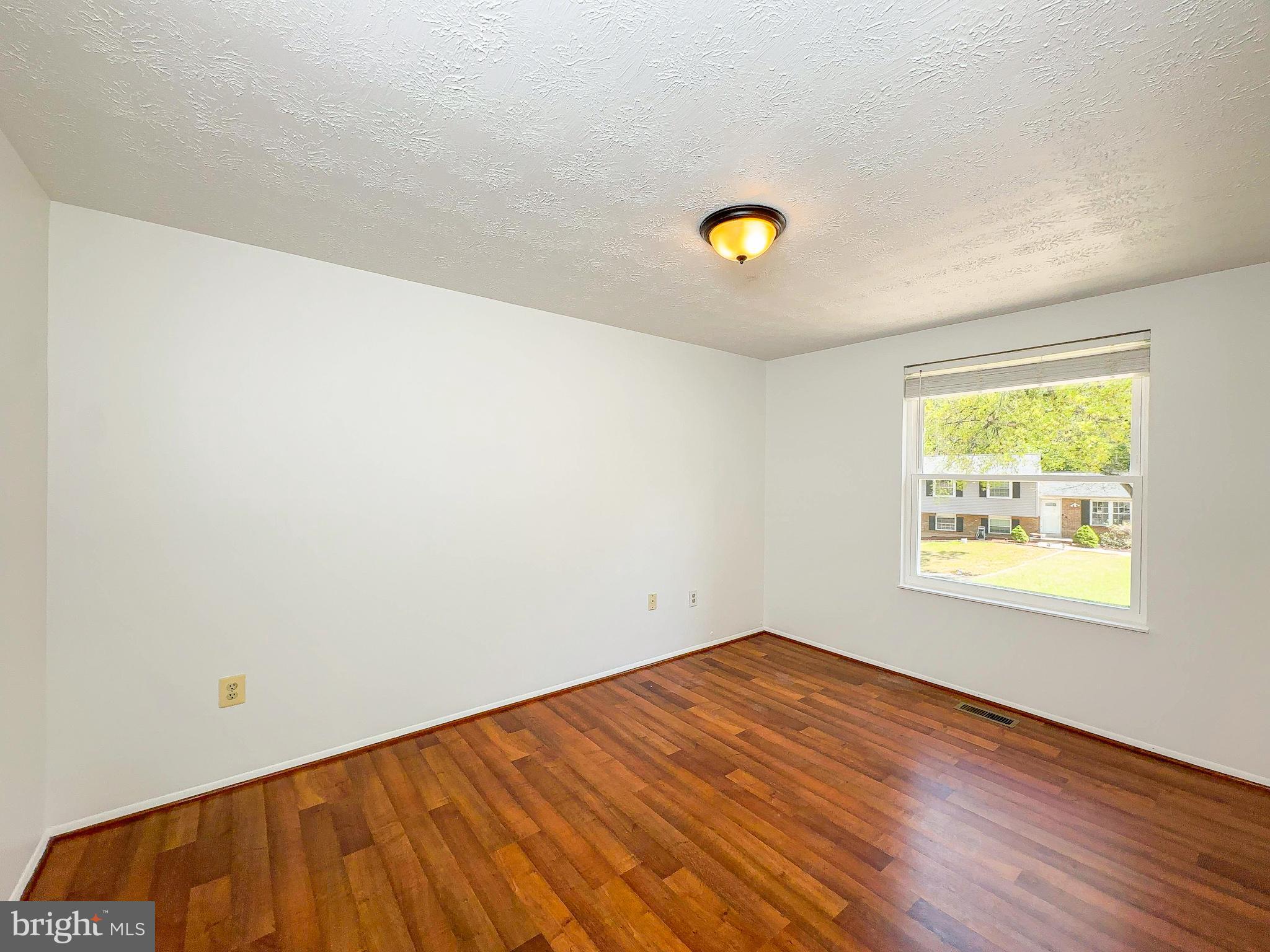 13000 Old Chapel Road Bowie, MD 20720 - Photo 19 of 34