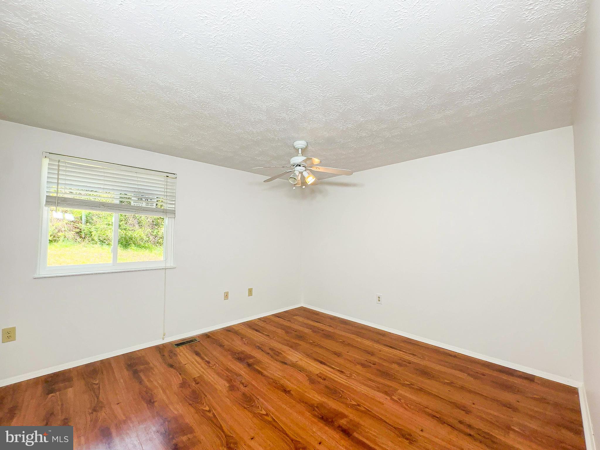 13000 Old Chapel Road Bowie, MD 20720 - Photo 21 of 34