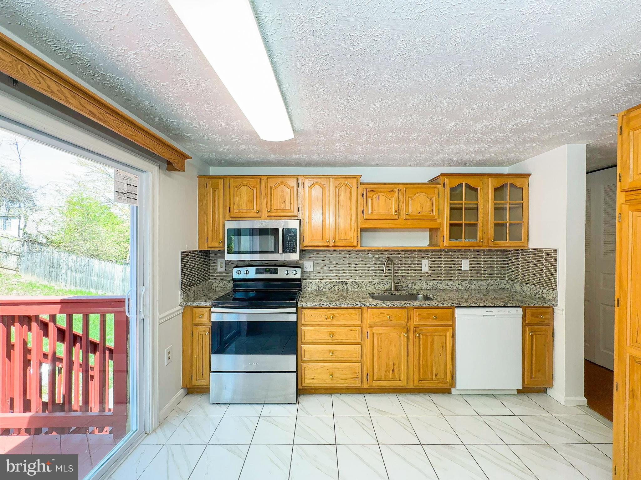 13000 Old Chapel Road Bowie, MD 20720 - Photo 6 of 34