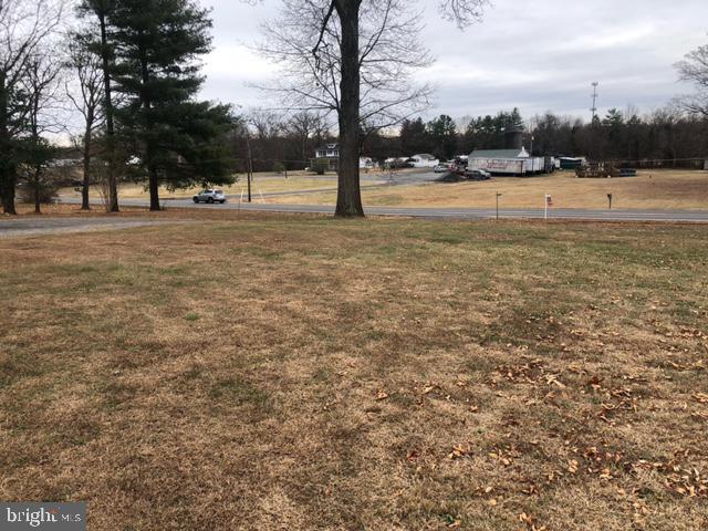 7198 Opal Road Warrenton, VA 20186 - Photo 5 of 26