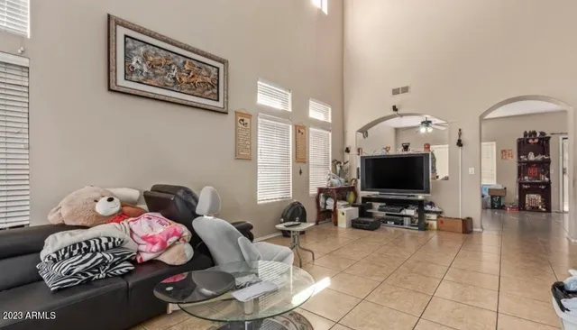 $2,795 | 2531 West Lynne Lane, Phoenix, AZ 85041