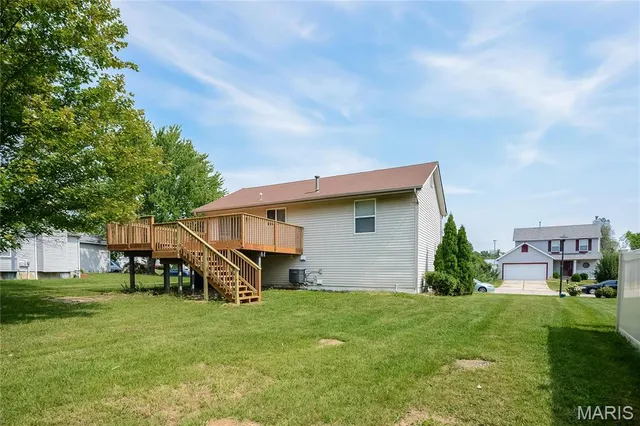 $1,895 | 14375 Jamestown Bay Drive, Florissant, MO 63034