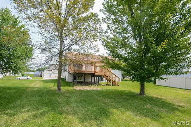 $1,895 | 14375 Jamestown Bay Drive, Florissant, MO 63034