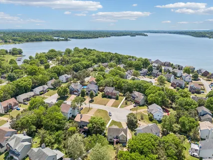 $499,000 | 105 Hampton Court, Hendersonville, TN 37075