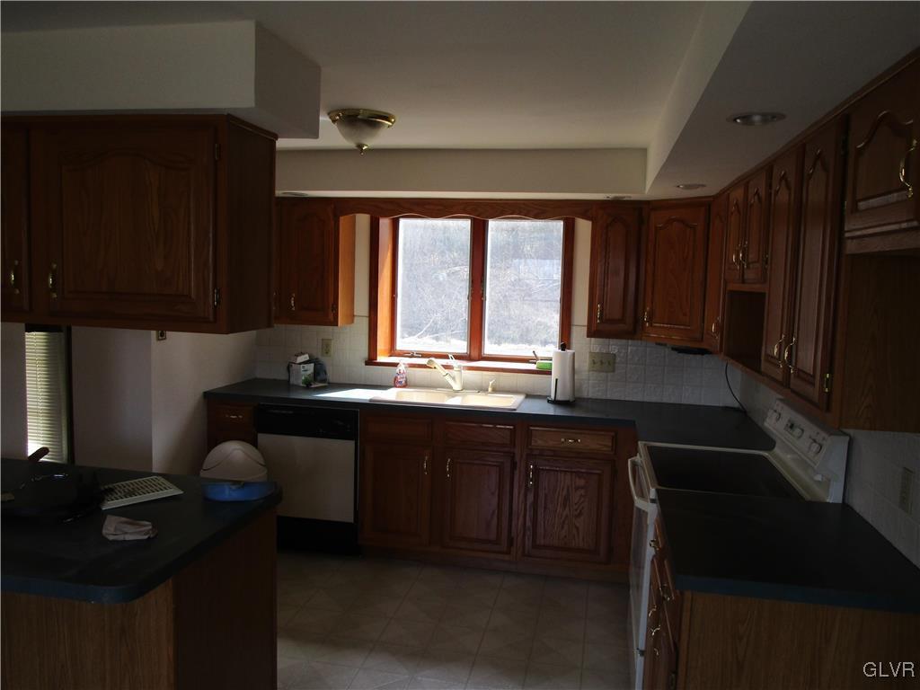 3923 Gehman Road Lower Macungie Township, PA 18062 - Photo 9 of 19 Gallery Image 9