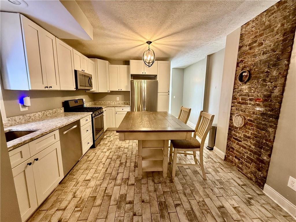 615 Tripoli Street Pittsburgh, PA 15212 - Photo 7 of 22