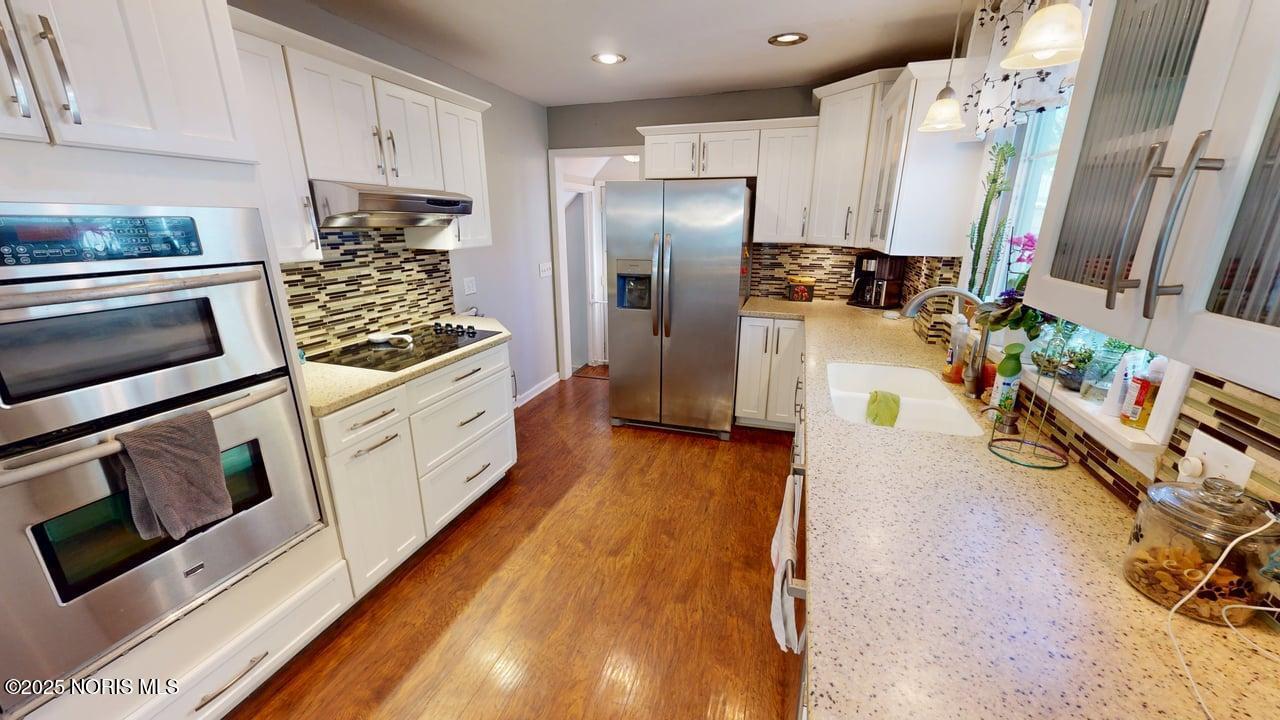 2927 Sherbrooke Road Toledo, OH 43606 - Photo 10 of 22 2927-Sherbrooke-Road-11062025_125204