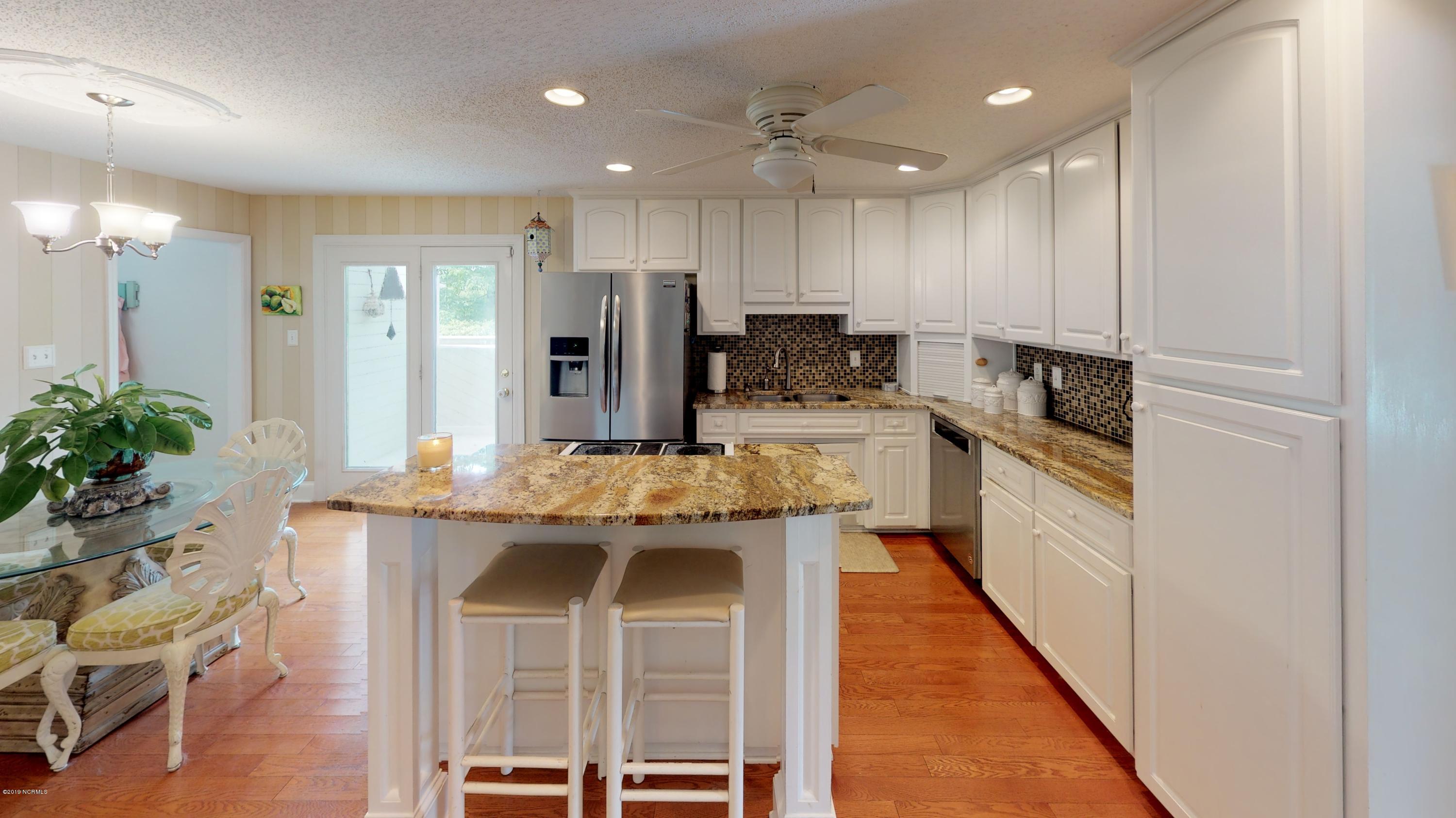 2436 Tram Road New Bern, NC 28562 - Photo 16 of 57 Cabinets Galore!