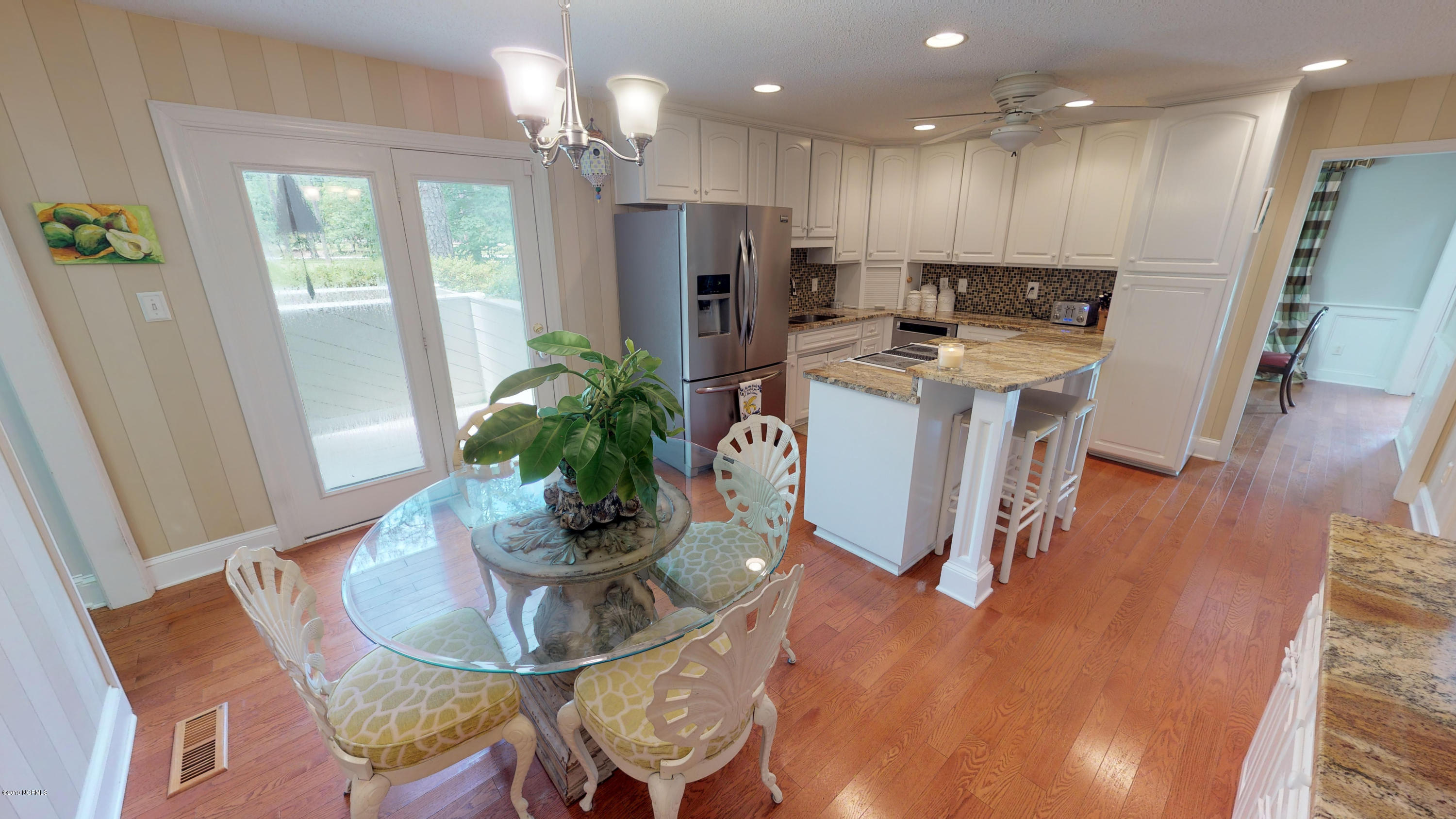 2436 Tram Road New Bern, NC 28562 - Photo 20 of 57 Breakfast Area