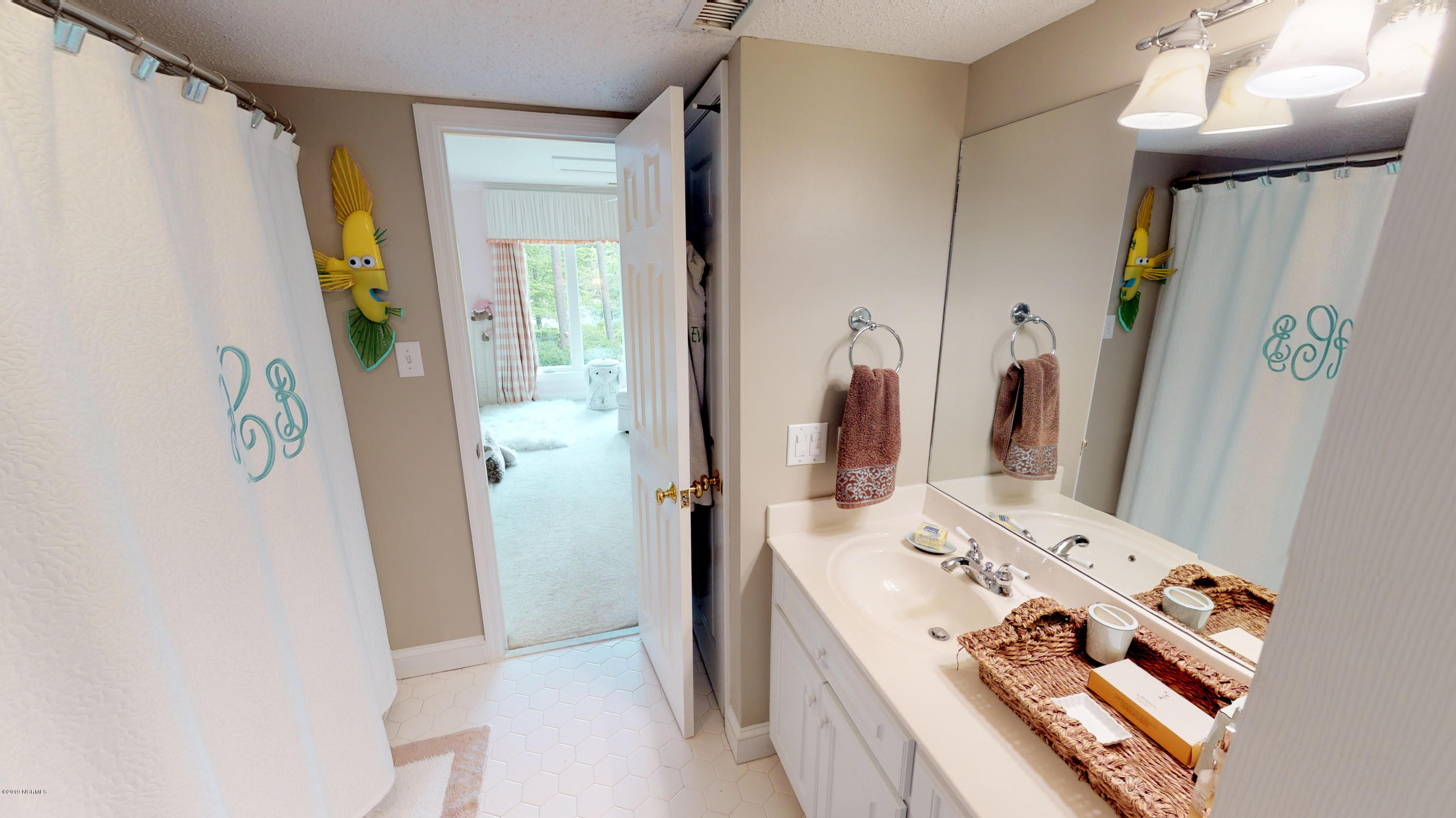 2436 Tram Road New Bern, NC 28562 - Photo 40 of 57 Jack & Jill Bathroom