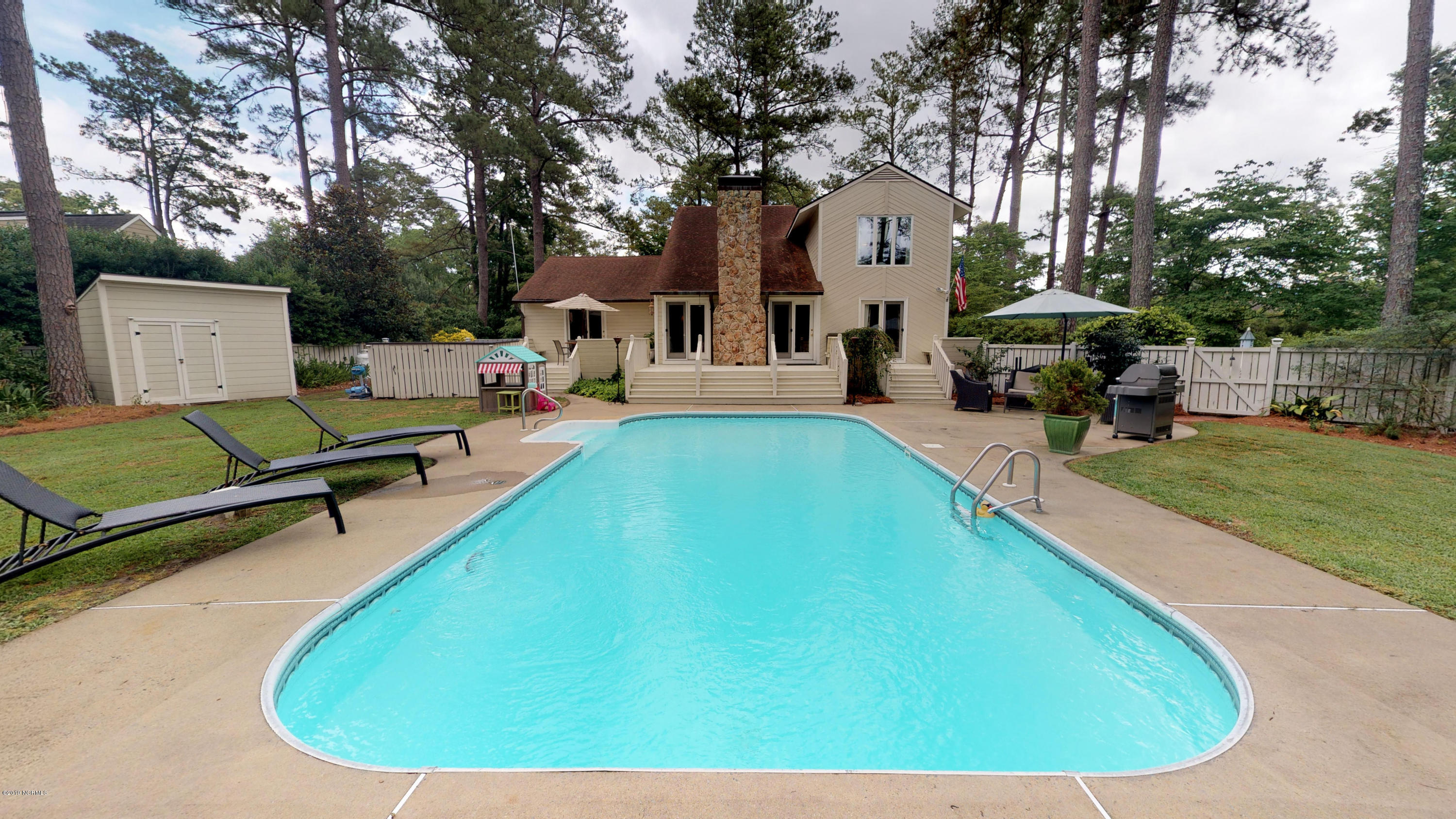 2436 Tram Road New Bern, NC 28562 - Photo 49 of 57 Pool