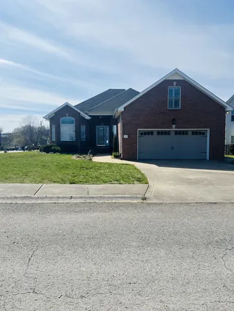 $2,650 | 650 Appomattox Court, Clarksville, TN 37043