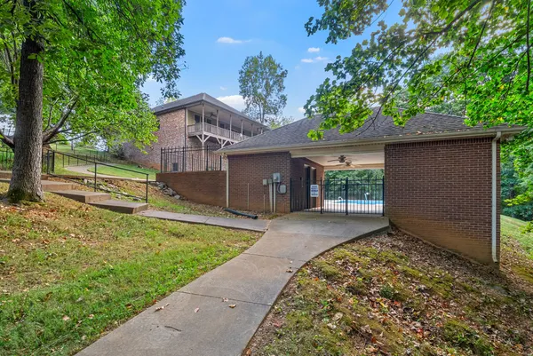 $2,650 | 650 Appomattox Court, Clarksville, TN 37043