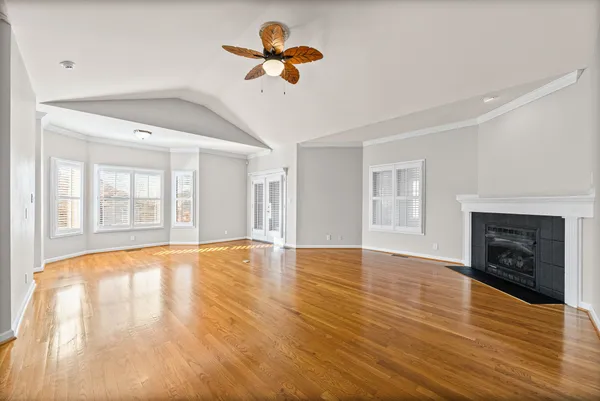 $2,650 | 650 Appomattox Court, Clarksville, TN 37043