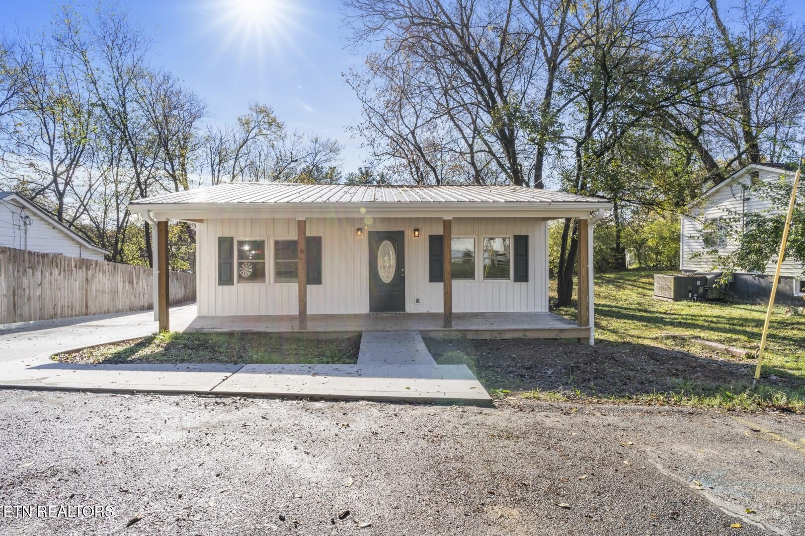 309 Riddle Street Athens, TN 37303 - Photo 3 of 24 Gallery Image 3