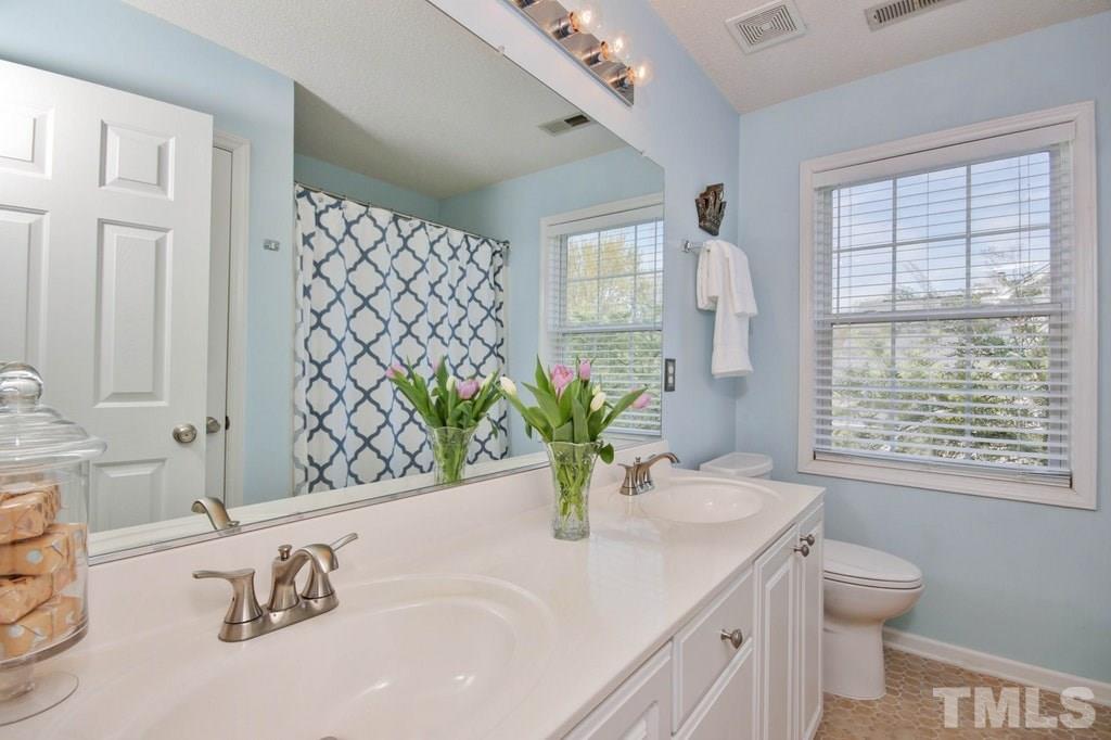 5505 Seafarer Court Raleigh, NC 27613 - Photo 16 of 25