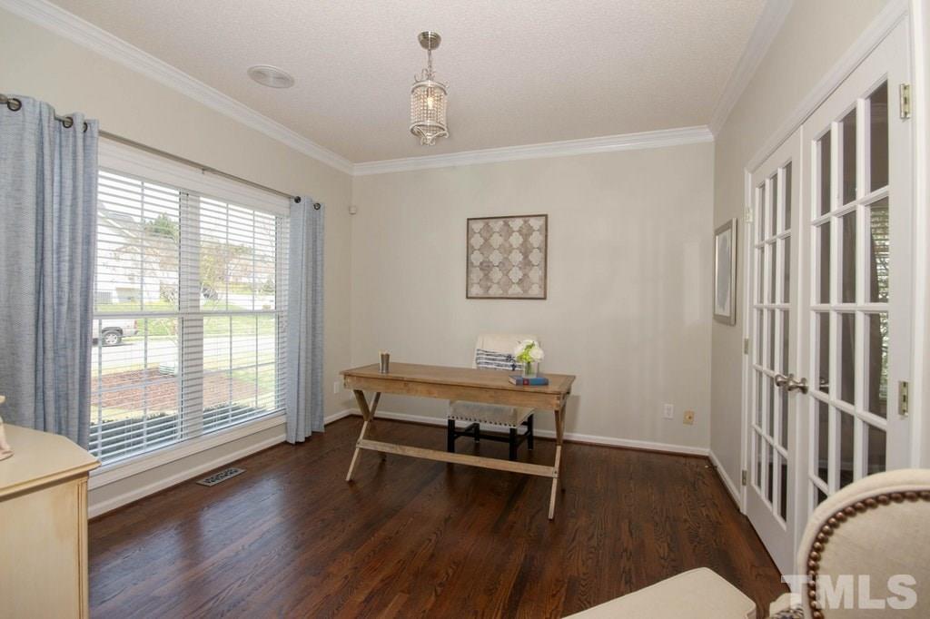 5505 Seafarer Court Raleigh, NC 27613 - Photo 4 of 25