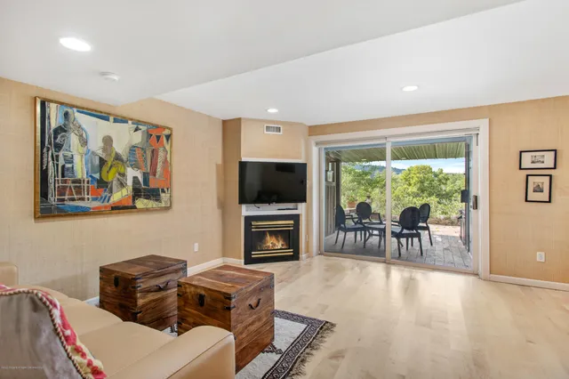 $20,000 | 100 North 8th Street, Unit 29, Aspen, CO 81611