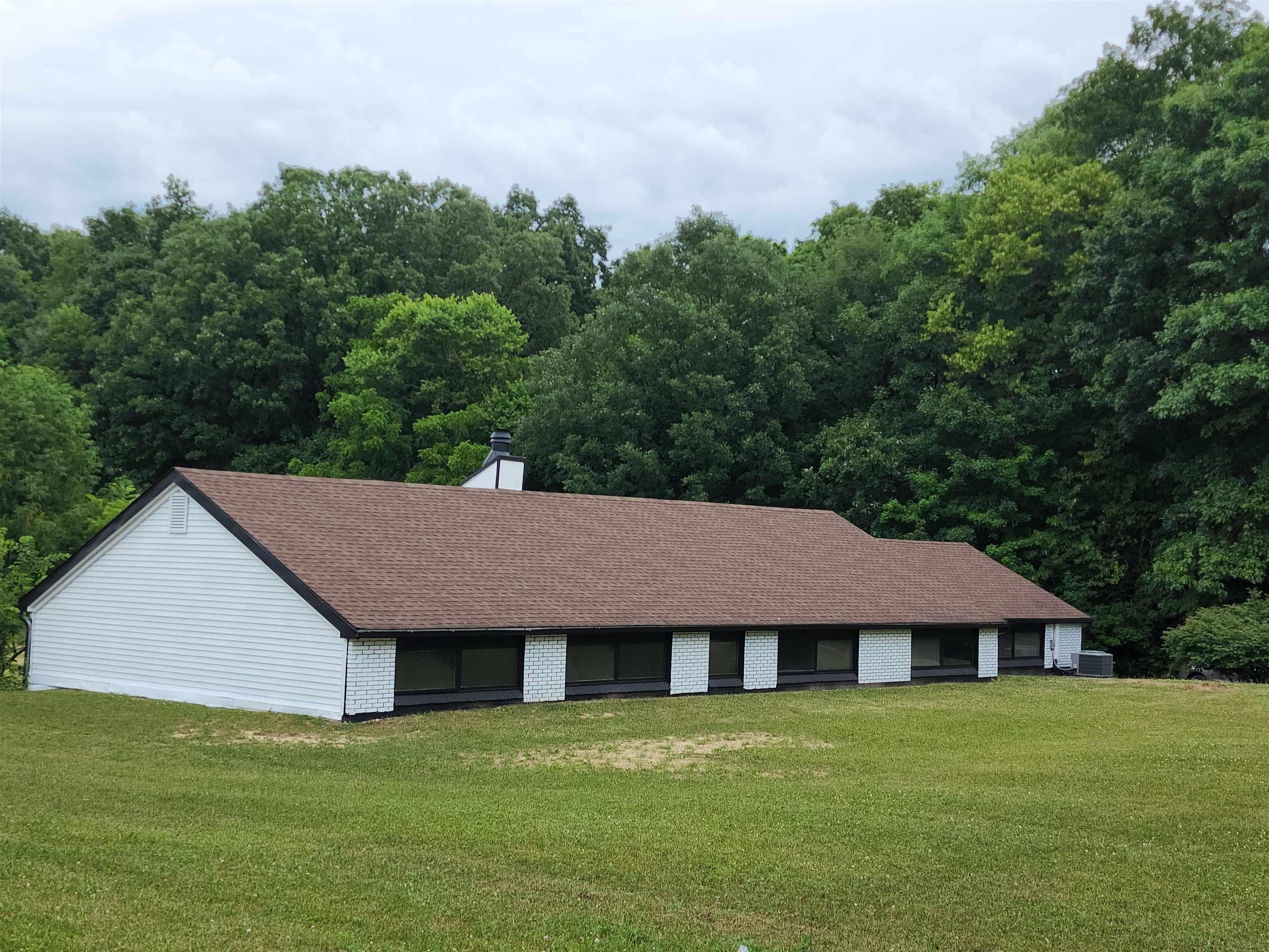 9601 Garman Road Leo, IN 46765 - Photo 1 of 36