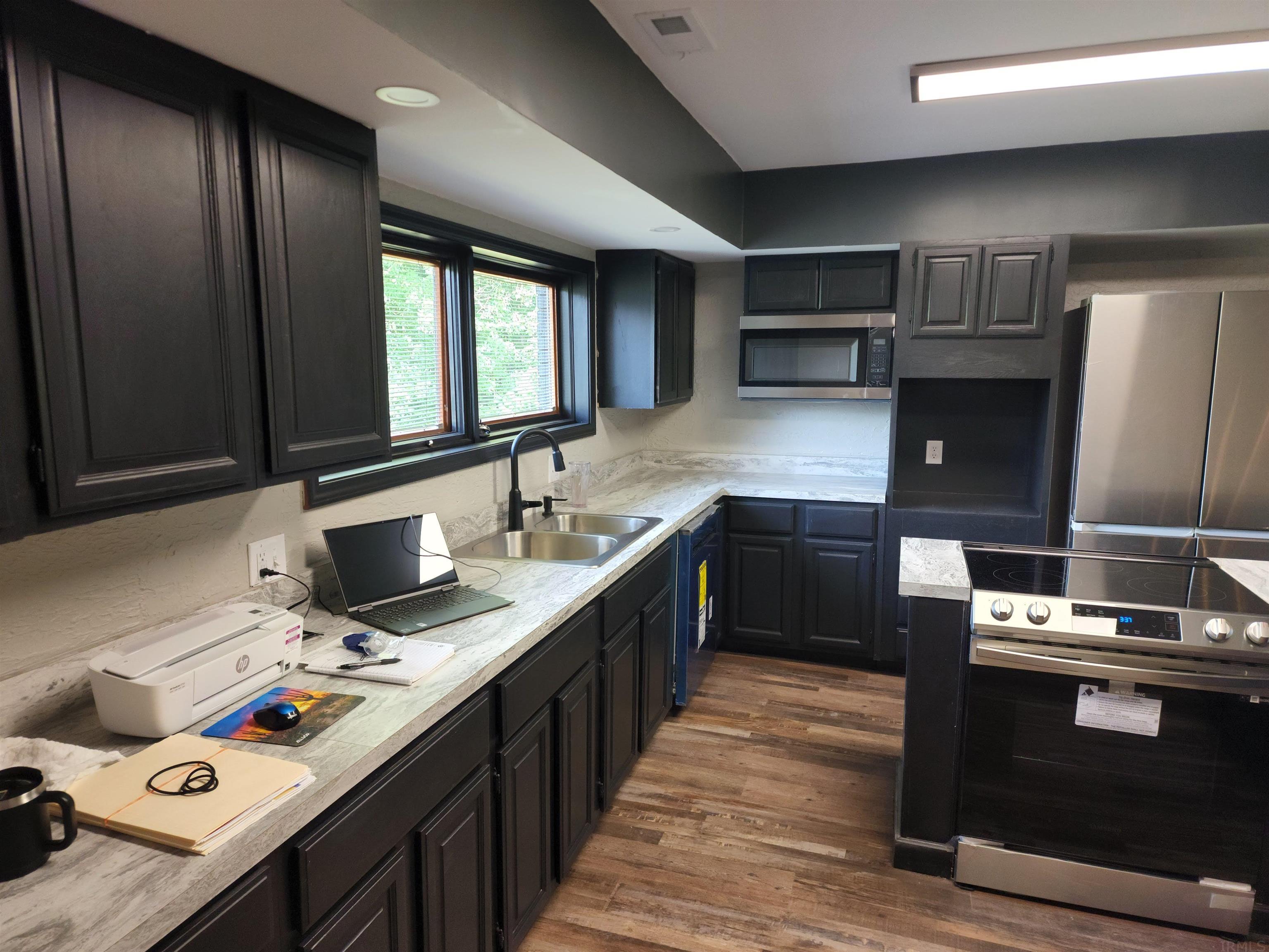 9601 Garman Road Leo, IN 46765 - Photo 12 of 36