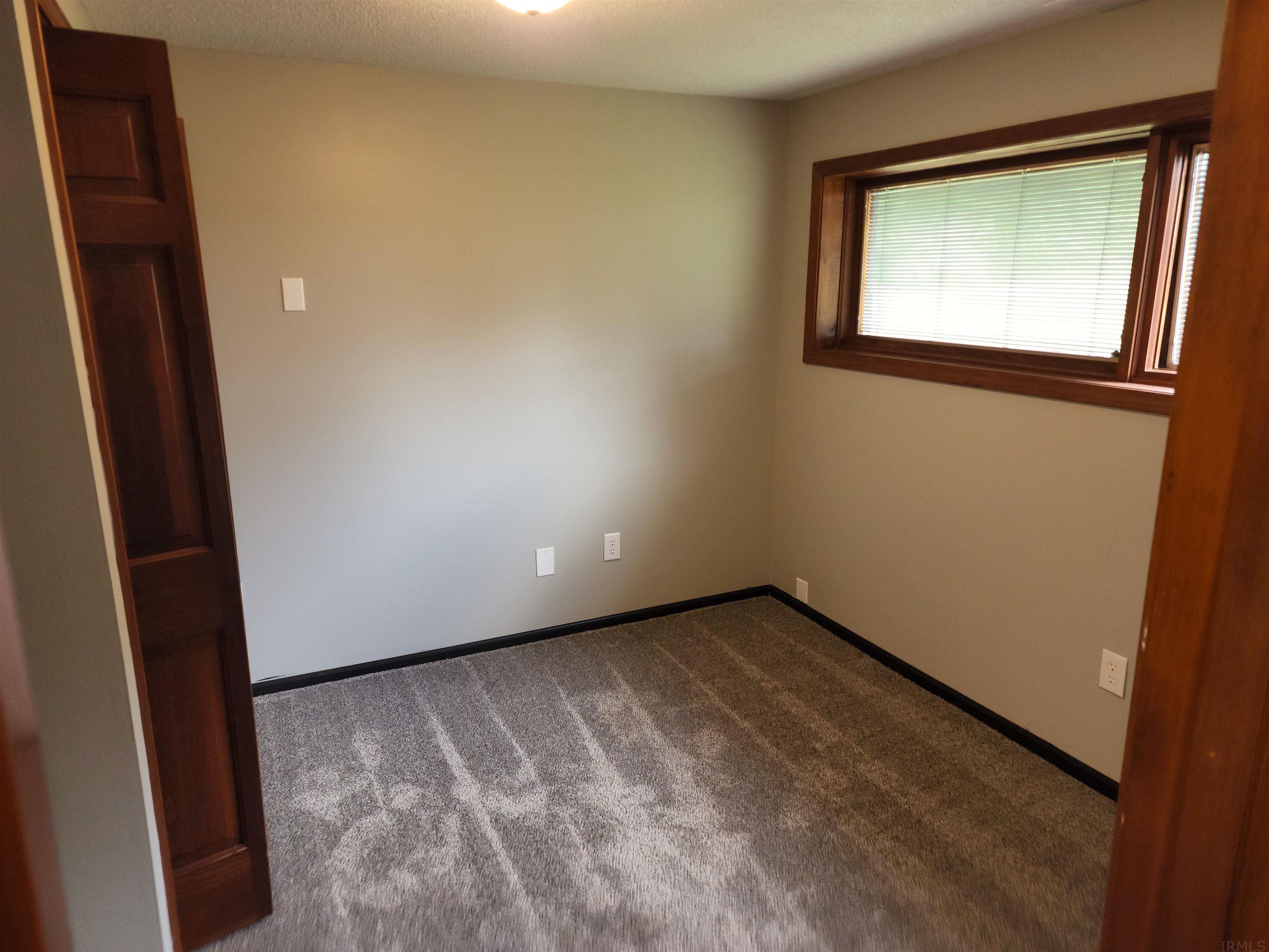 9601 Garman Road Leo, IN 46765 - Photo 35 of 36