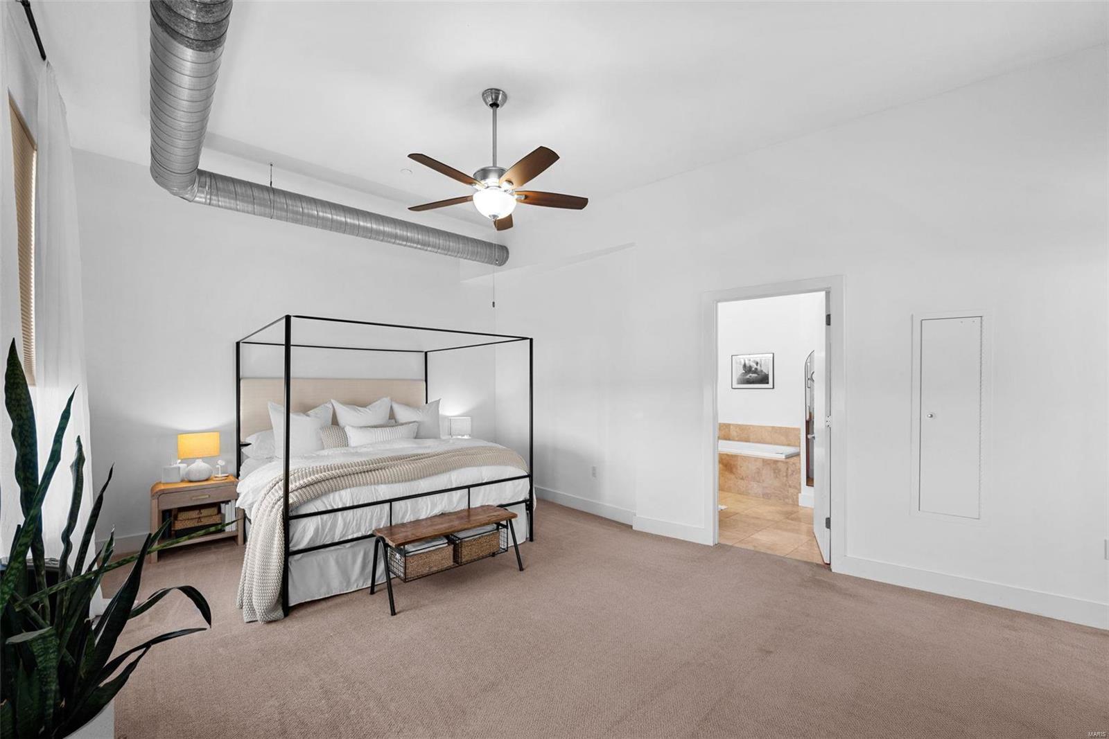 630 Emerson Road, Unit 402 St. Louis, MO 63141 - Photo 26 of 42
