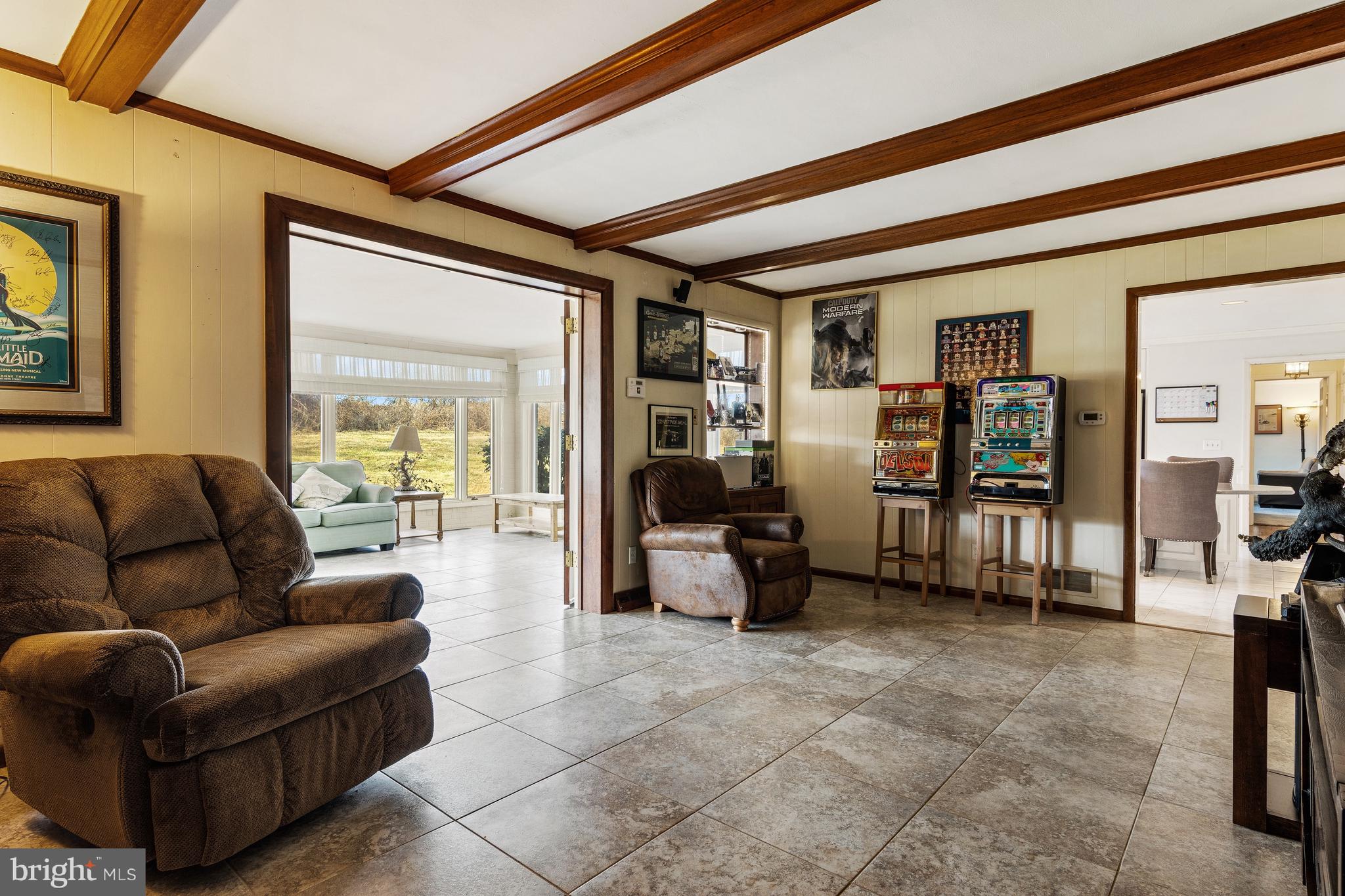 5004 Kennett Pike Wilmington, DE 19807 - Photo 16 of 37 a living room with furniture and large window