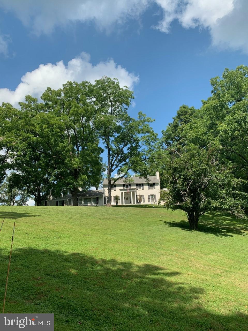 5004 Kennett Pike Wilmington, DE 19807 - Photo 7 of 37 a view of a building with a big yard