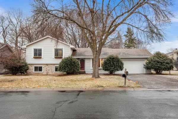 $425,000 | 6320 Larch Lane North, Maple Grove, MN 55369