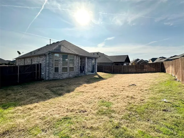 $2,500 | 1593 Kessler Drive, Forney, TX 75126