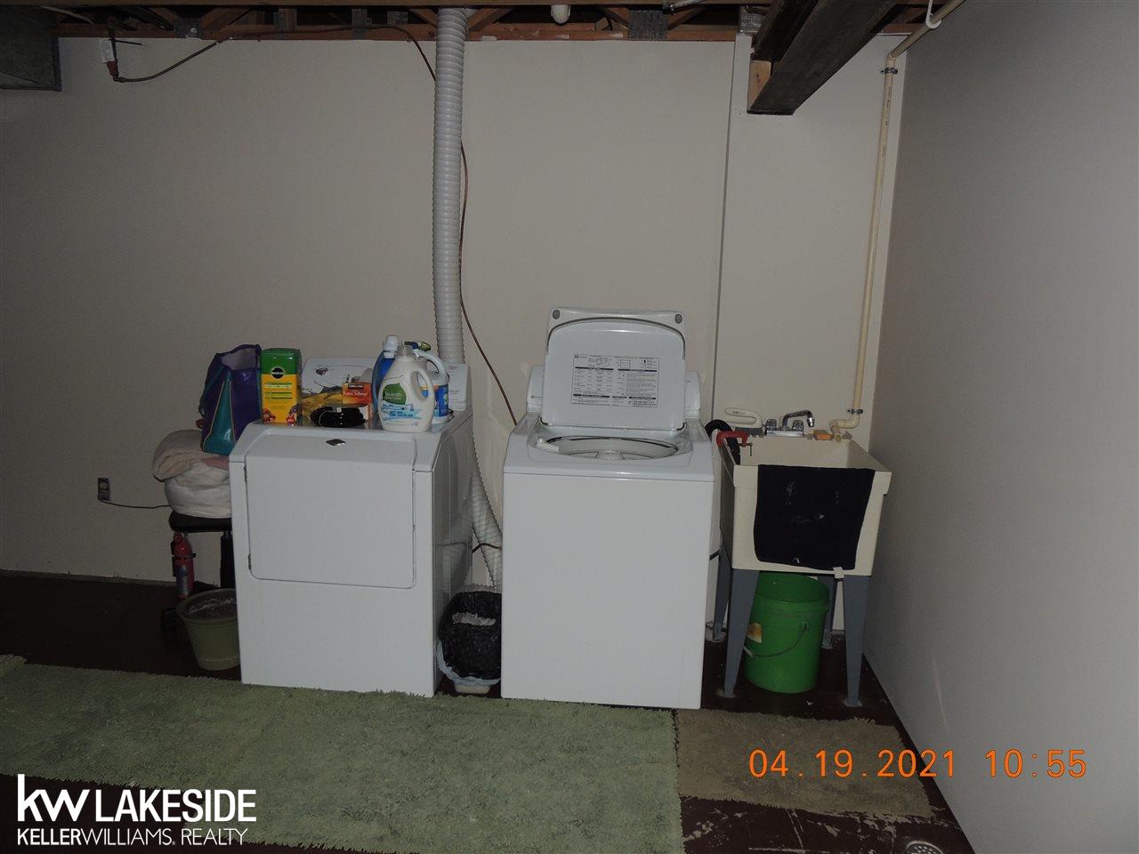 1675 Huntington Park, Unit B Rochester Hills, MI 48309 - Photo 37 of 42