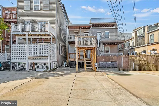 $3,100 | 2721 13th Street Northwest, Unit 2, Washington, DC 20009