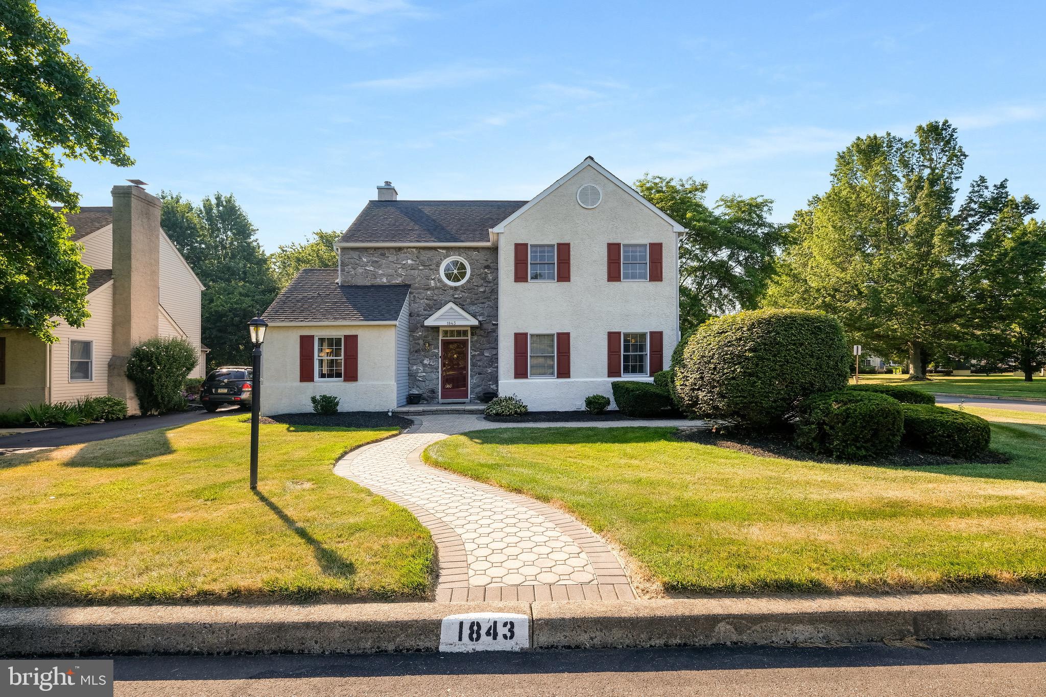 1843 Trails End Place, Ambler, PA 19002 Compass