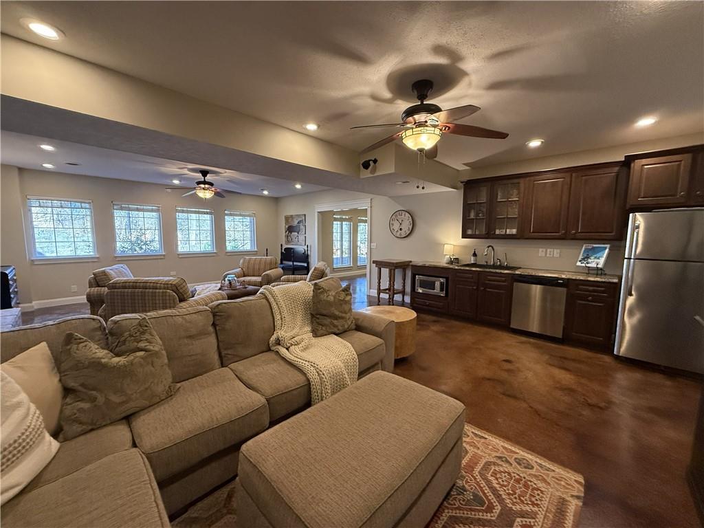 13021 State Rte V St. James, MO 65559 - Photo 11 of 40