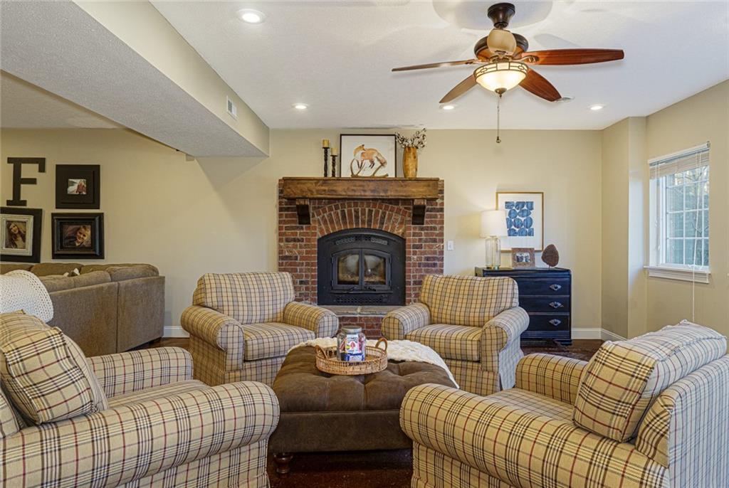 13021 State Rte V St. James, MO 65559 - Photo 12 of 40