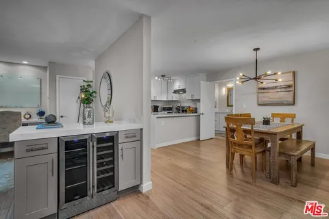 $595,000 | 11645 Montana Avenue, Unit 107, Los Angeles, CA 90049