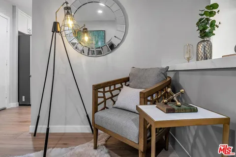 $595,000 | 11645 Montana Avenue, Unit 107, Los Angeles, CA 90049