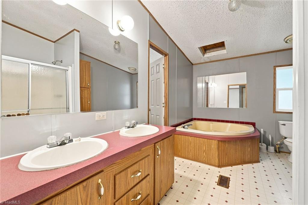 320 Stanley Road Stokesdale, NC 27357 - Photo 15 of 50 Gallery Image 15