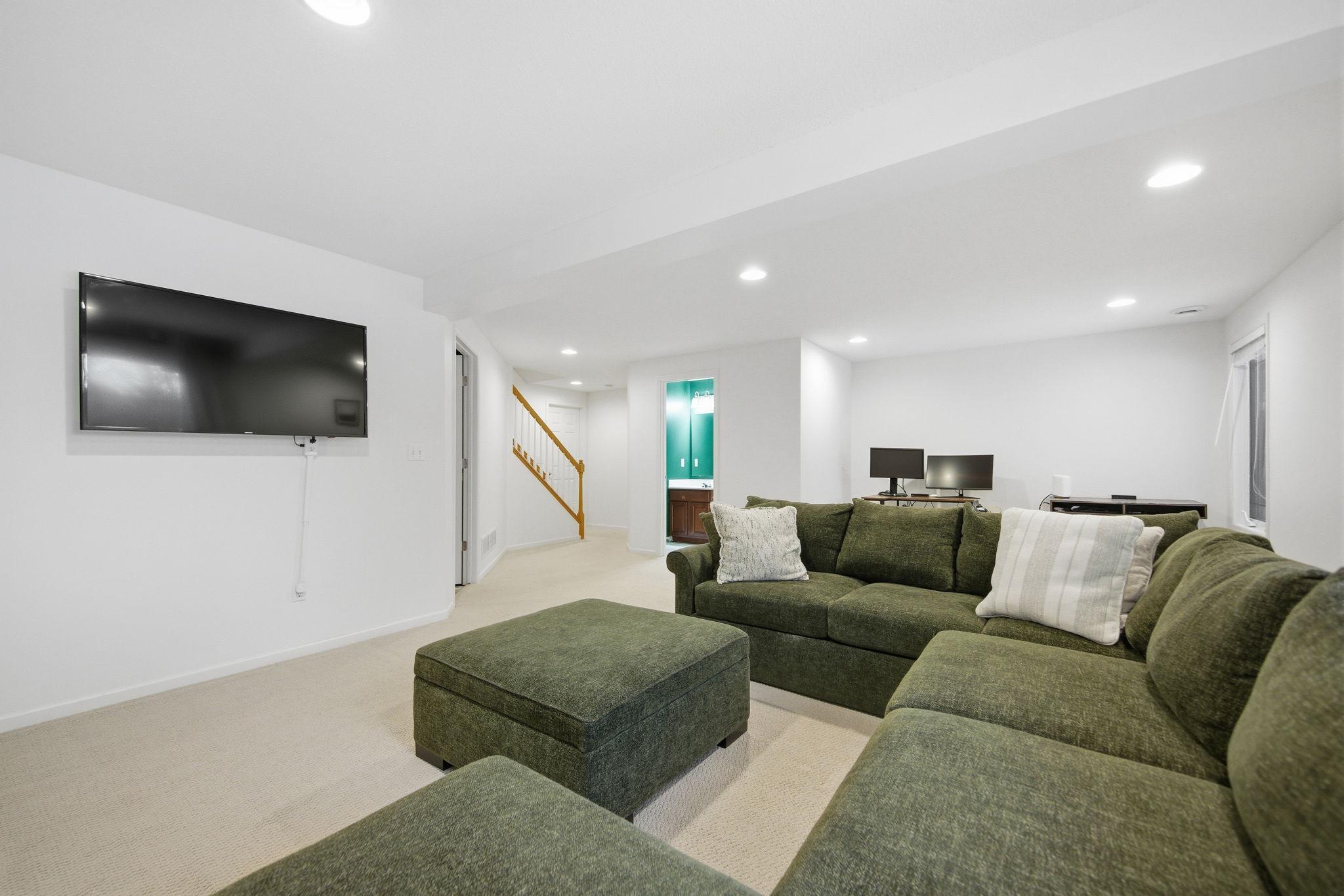 9796 Cupola Lane Eden Prairie, MN 55347 - Photo 31 of 36