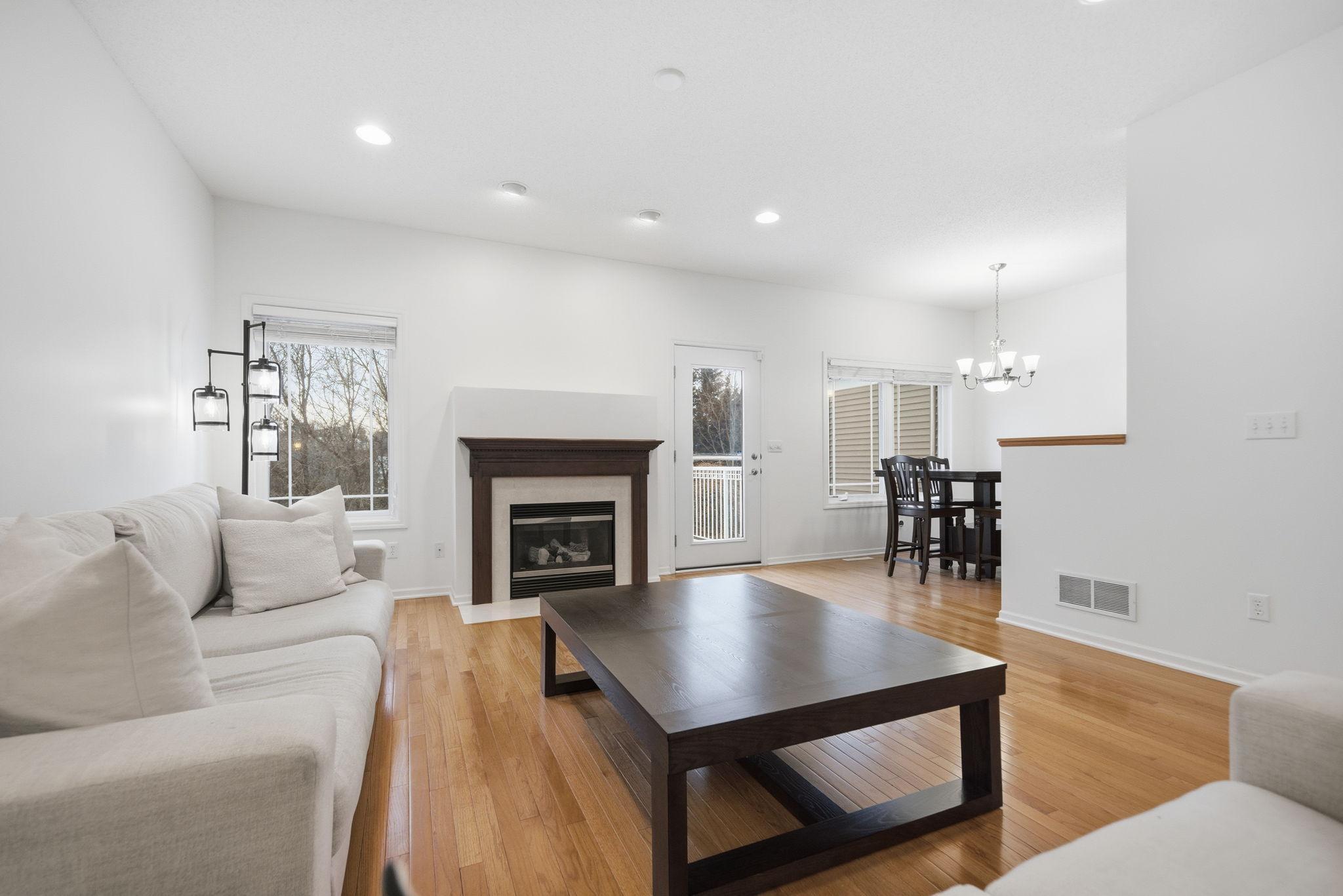 9796 Cupola Lane Eden Prairie, MN 55347 - Photo 7 of 36