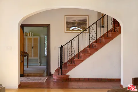 $2,895,000 | 1602 Silverwood Terrace, Los Angeles, CA 90026